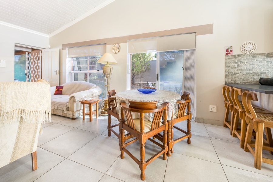4 Bedroom Property for Sale in Vierlanden Western Cape